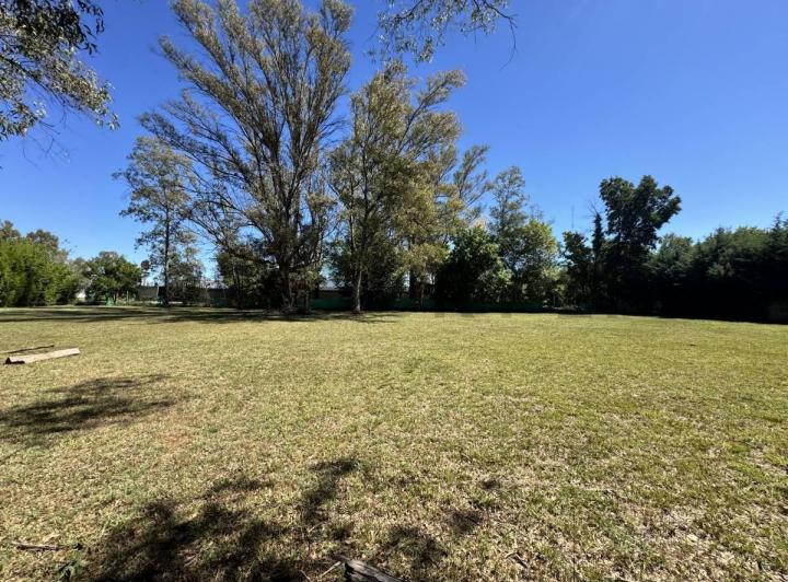 Terreno · 1837m²