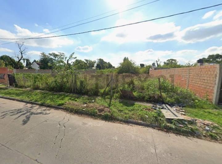 Terreno · 400m²