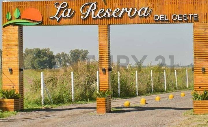 Terreno · 300m²