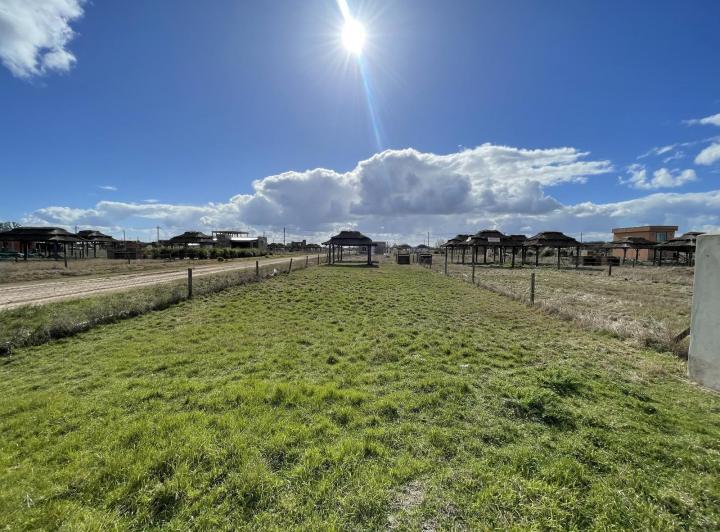 Terreno · 300m²