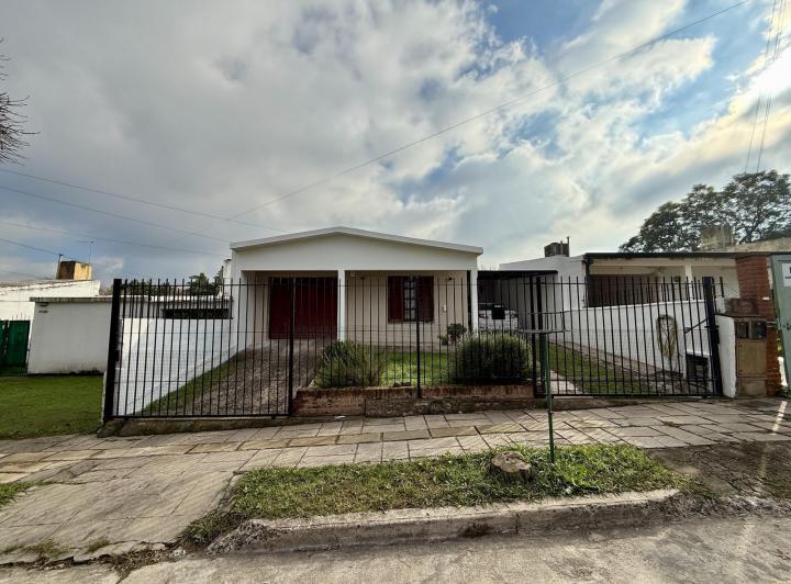 Casa · 150m² · 4 Ambientes · 1 Cochera