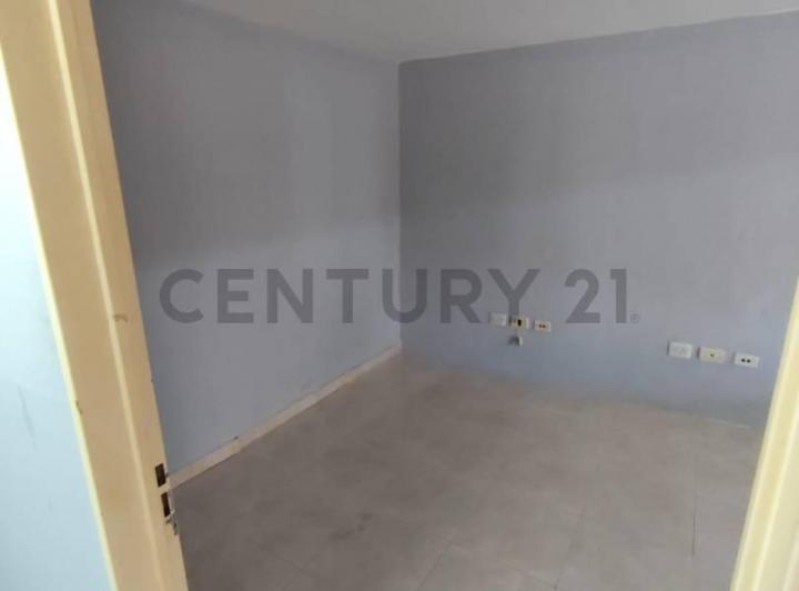 Bodega-Galpón · 400m² · 3 Ambientes