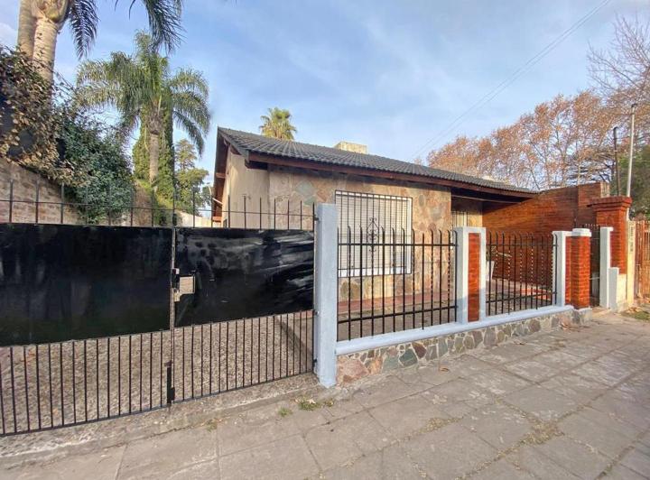 Casa · 3 Ambientes · 1 Cochera
