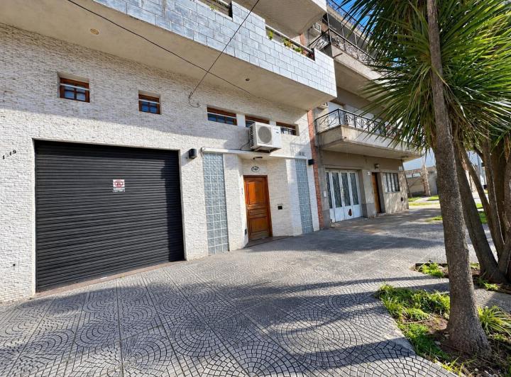 Casa · 116m² · 3 Ambientes · 1 Cochera
