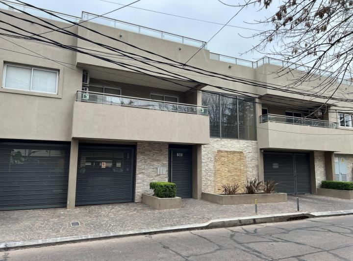 Departamento · 42m² · 2 Ambientes · 1 Cochera