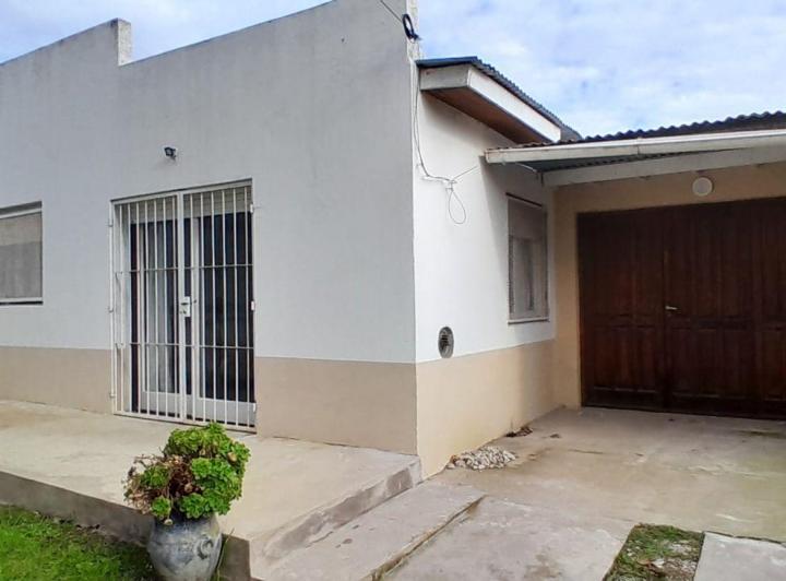 Casa · 90m² · 3 Ambientes · 1 Cochera