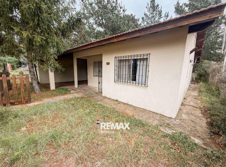 Casa · 100m² · 5 Ambientes · 1 Cochera