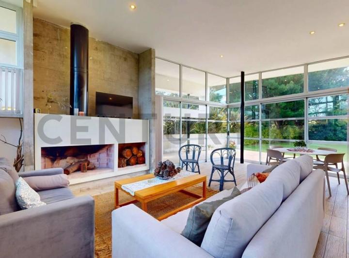 Casa · 110m² · 3 Ambientes · 1 Cochera