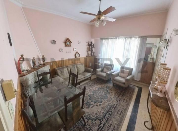 Casa · 170m² · 3 Ambientes · 3 Cocheras