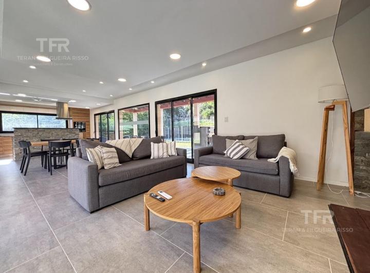 Casa · 185m² · 4 Ambientes