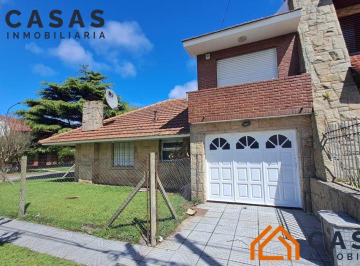 Casa · 105m² · 4 Ambientes · 1 Cochera
