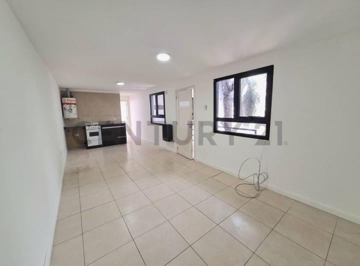 Casa · 34m² · 2 Ambientes · 1 Cochera