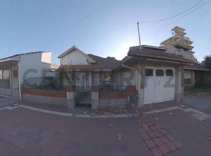 Casa · 144m² · 3 Ambientes · 1 Cochera