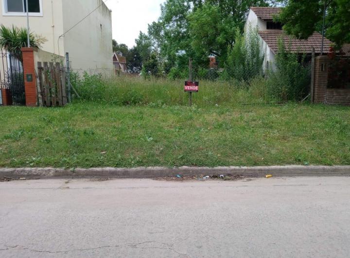 Terreno · 300m²