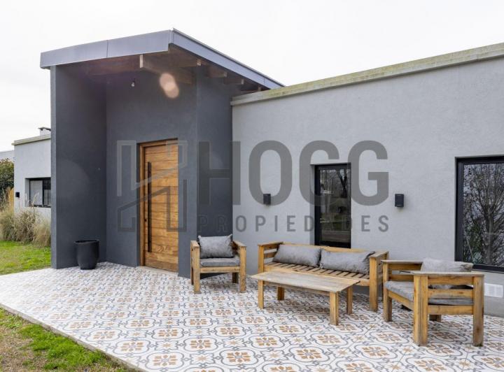 Casa · 93m² · 3 Ambientes