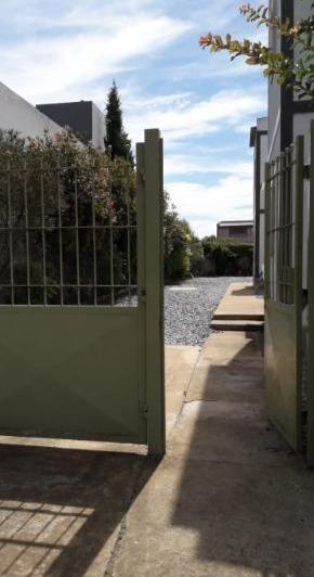 Edificio · 200m²