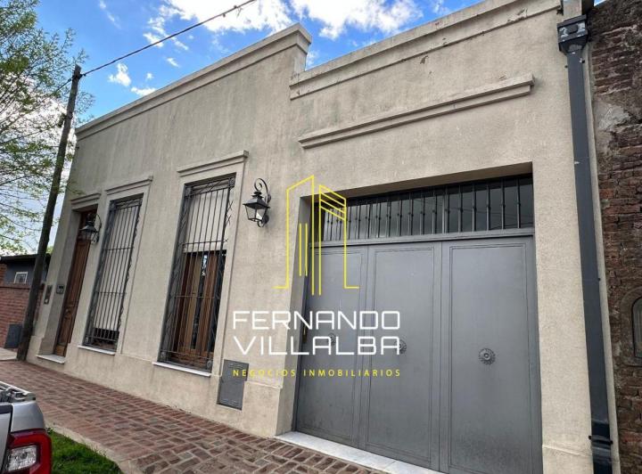Casa · 172m² · 5 Ambientes · 1 Cochera