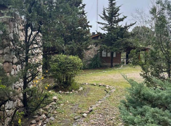 Hotel · 265630m² · 8 Ambientes · 1 Cochera