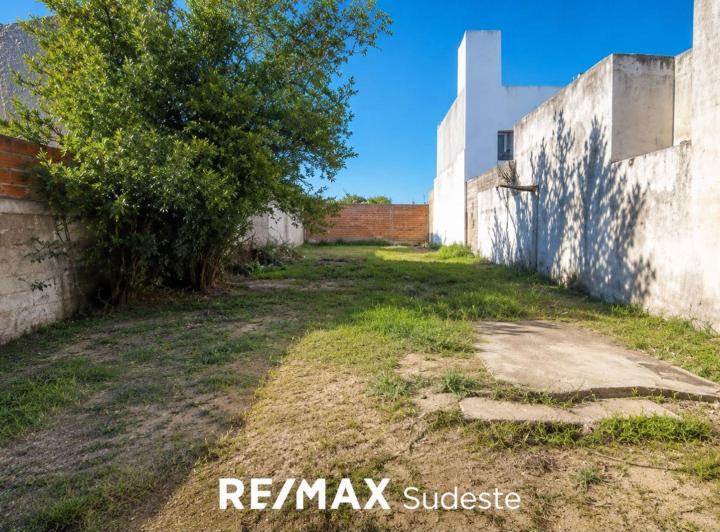 Terreno · 372m²