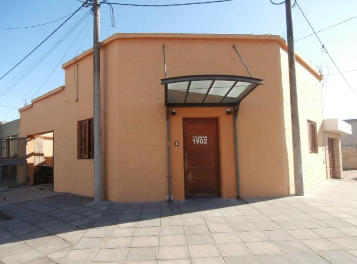 Casa · 60m² · 3 Ambientes · 1 Cochera