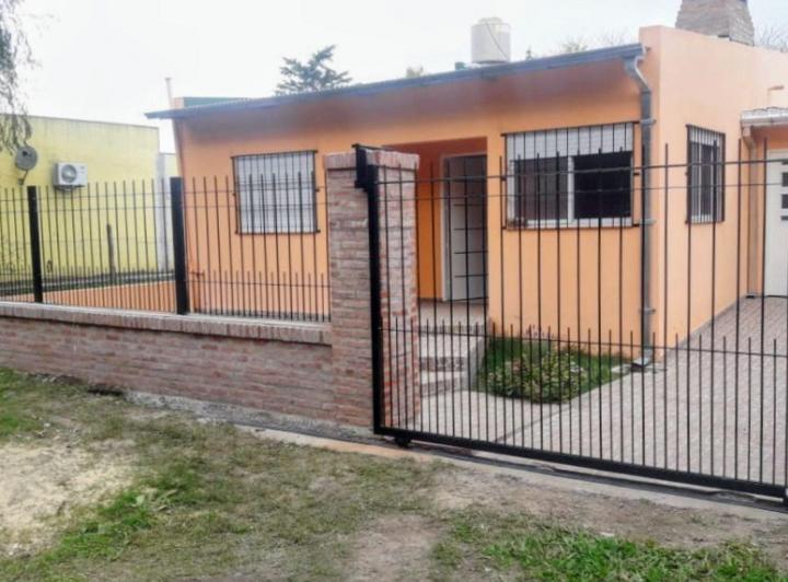 Casa · 100m² · 3 Ambientes · 1 Cochera