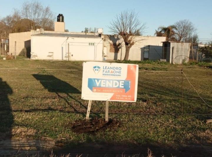 Terreno · 372m²