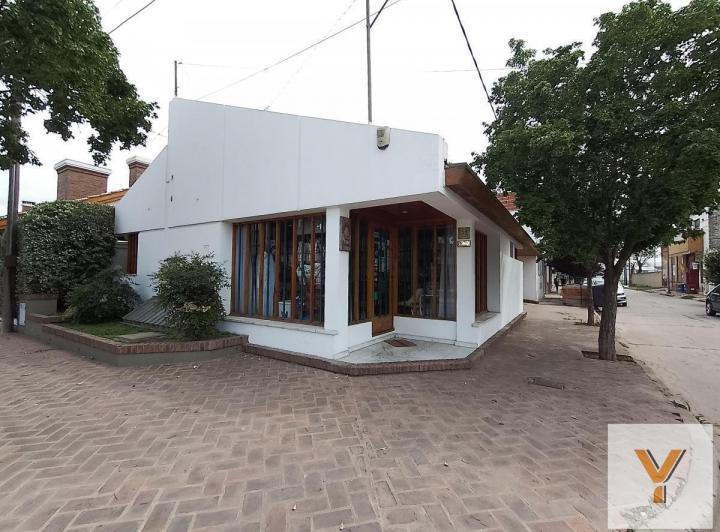 Local comercial · 156m² · 3 Ambientes