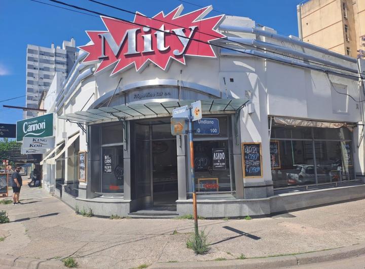 Local comercial · 120m²