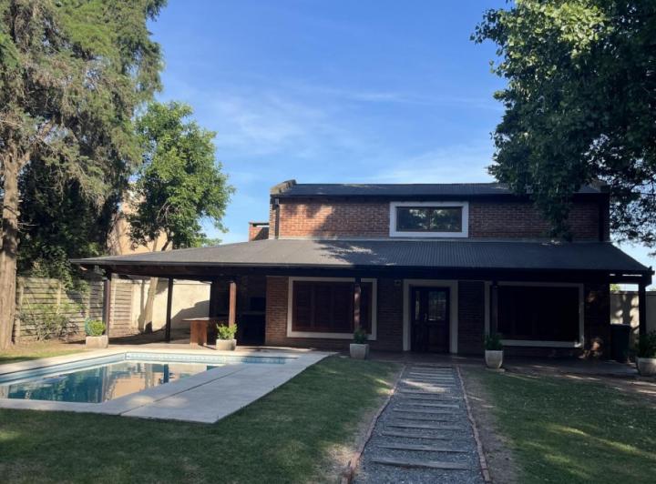 Casa · 55m² · 4 Ambientes