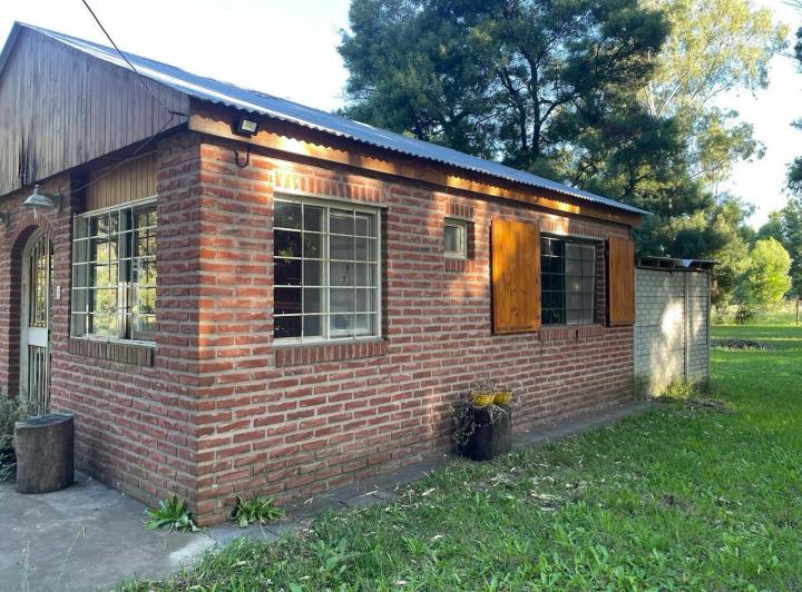 Campo · 425m² · 7 Dormitorios · 1 Cochera