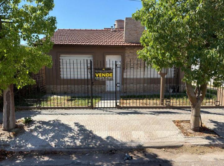 Casa · 150m² · 4 Ambientes · 1 Cochera
