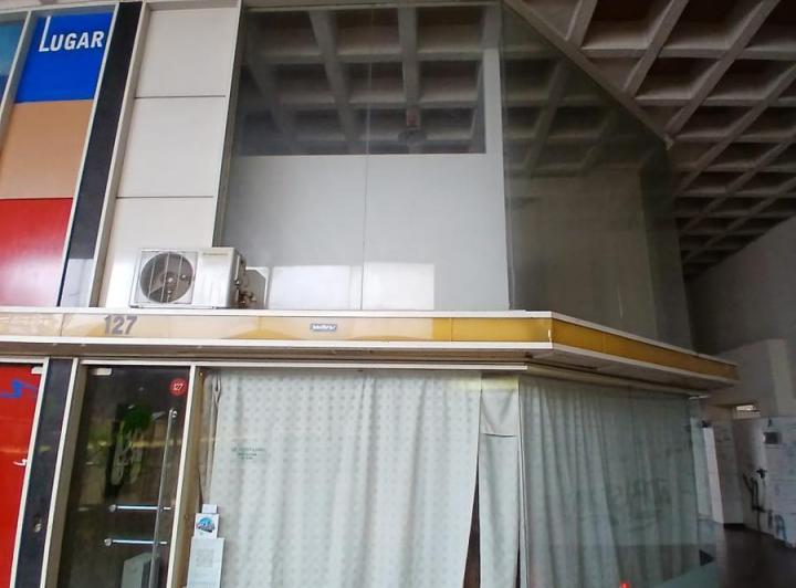 Local comercial · 21m²