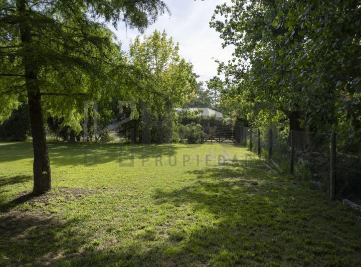 Terreno · 654m²