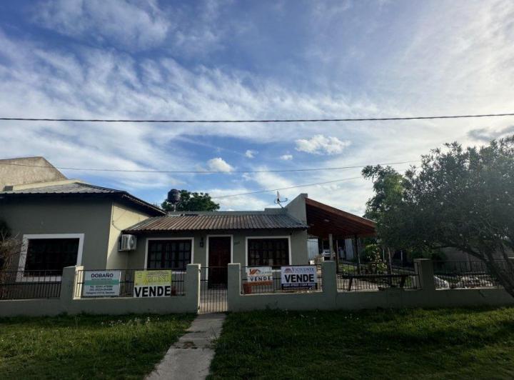 Casa · 95m² · 4 Ambientes · 1 Cochera