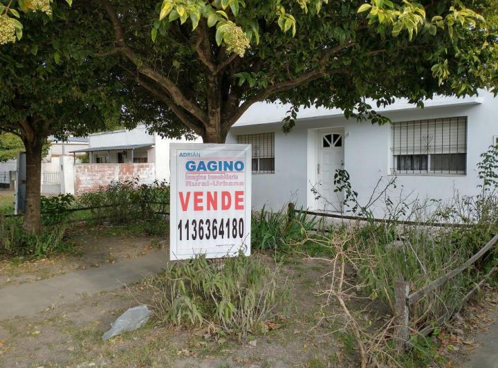 Casa · 160m² · 4 Ambientes · 2 Cocheras