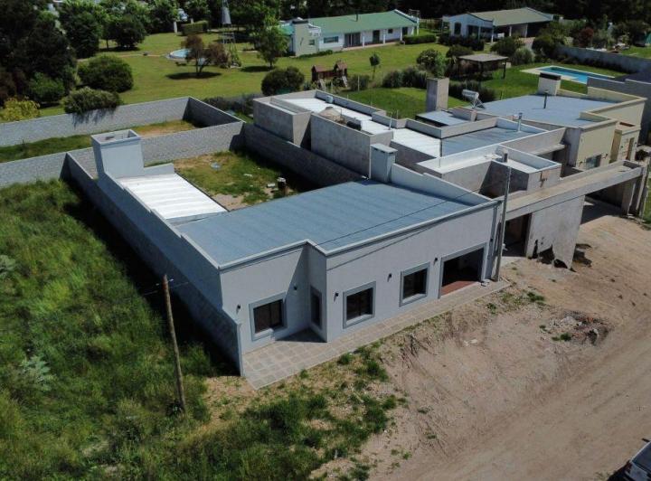Casa · 166m² · 4 Ambientes · 1 Cochera