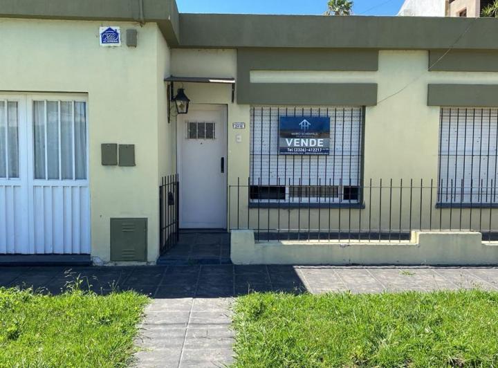 Casa · 90m² · 4 Ambientes · 1 Cochera