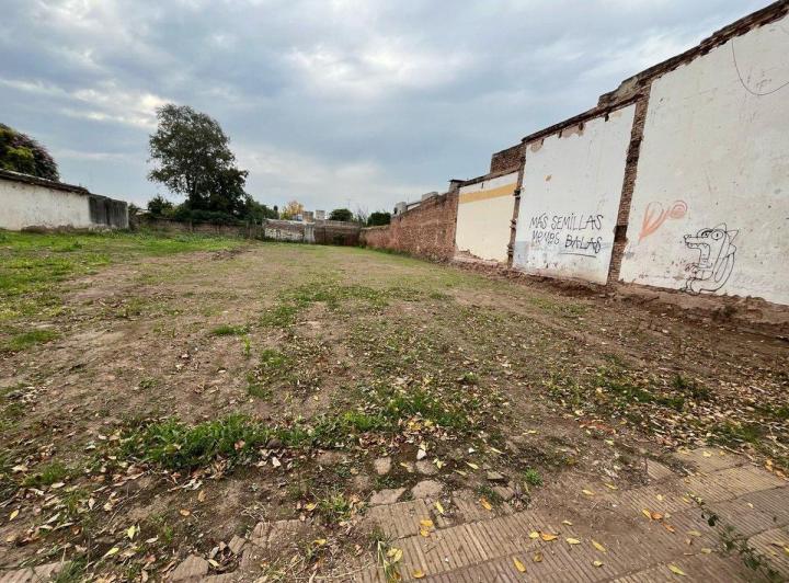 Terreno · 478m²