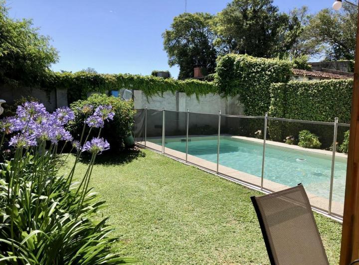 Casa · 179m² · 7 Ambientes · 1 Cochera