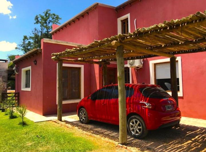 Casa · 120m² · 4 Ambientes · 2 Cocheras