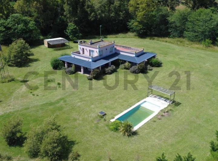Casa · 180m² · 5 Ambientes