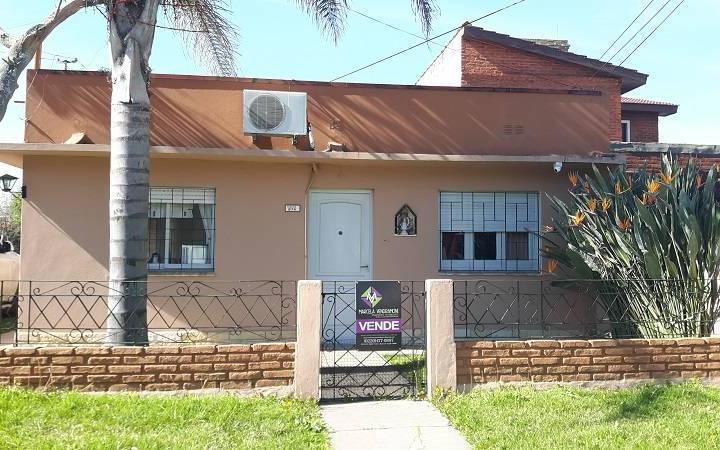 Casa · 137m² · 2 Dormitorios · 1 Cochera