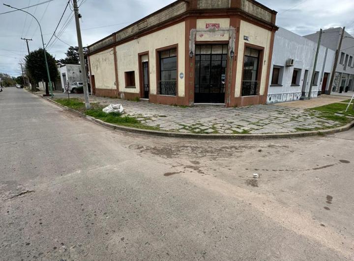 Local comercial · 222m²