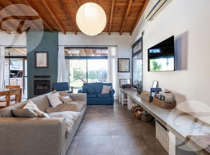 Casa · 122m² · 4 Ambientes · 1 Cochera