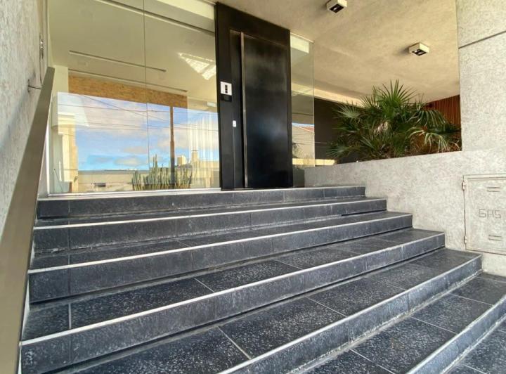Departamento · 68m² · 2 Ambientes · 1 Cochera