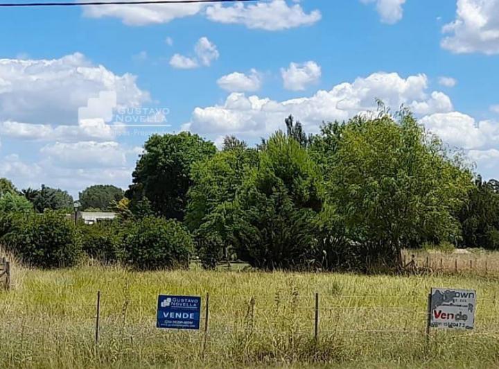 Terreno · 816m²