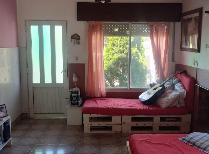 Casa · 75m² · 5 Ambientes · 1 Cochera