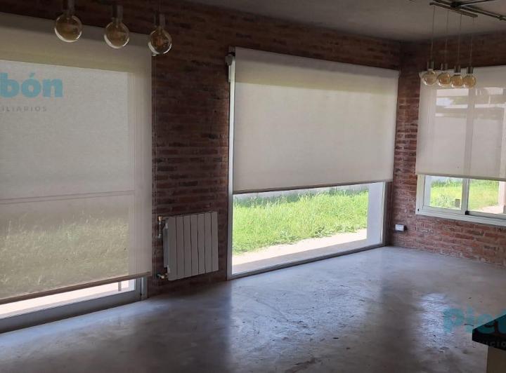 Casa · 79m² · 2 Dormitorios · 1 Cochera