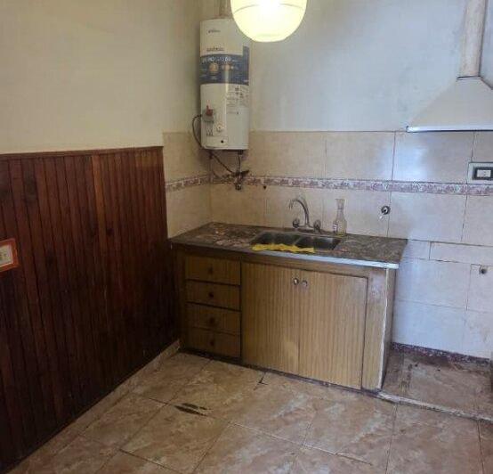 Casa · 400m² · 4 Ambientes · 1 Cochera