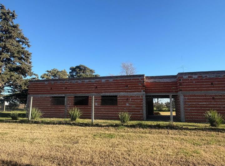 Casa · 236m² · 7 Ambientes · 1 Cochera